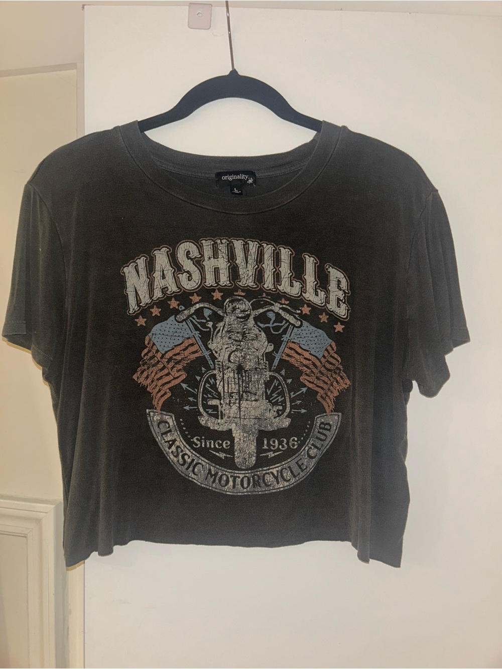 Nashville Graphic Crop Top - Black